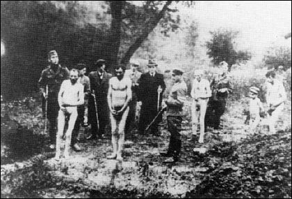 exécution de juifs dans la foret