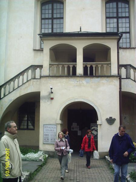 entrée de la synagogue isaak
