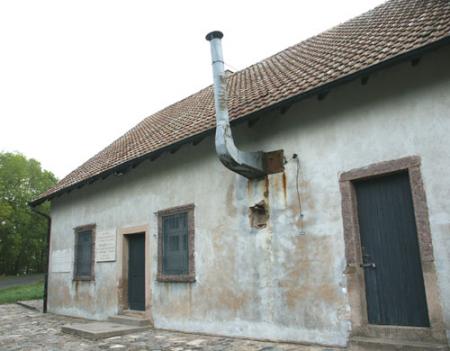 chambre a gaz ...